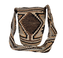 Sheep Wool Bag, Woven, natural dyed. Indigenous Made by Arhuaco Women of Colombia