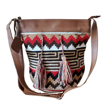 Elegant Wayuu Bag with Leather Drawstring