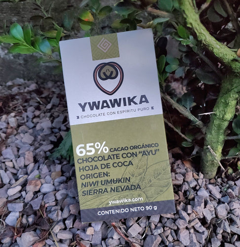 Organic Chocolate with Coca leaf. 65% cacao.