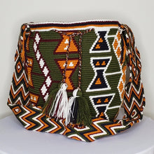 Traditional Wayuu Mochila- Siwottouyaa