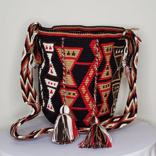 Traditional Wayuu Mochila- Siwottouyaa