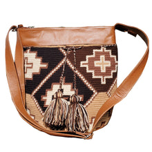 Elegant Wayuu Bag with Leather Drawstring